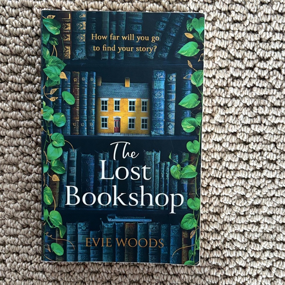 The Lost Bookshop by Evie Woods - paperback